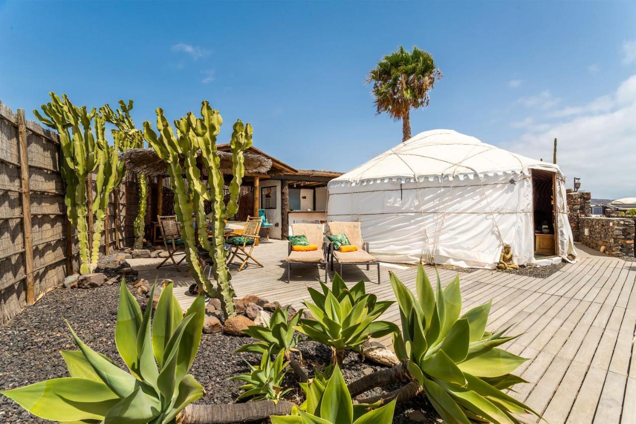 Finca De Arrieta Village - Yurts And Stone Cottages - Shared Pool - Walking Distance To Arrieta Beach - Eco Friendly Tabayesco Exteriör bild