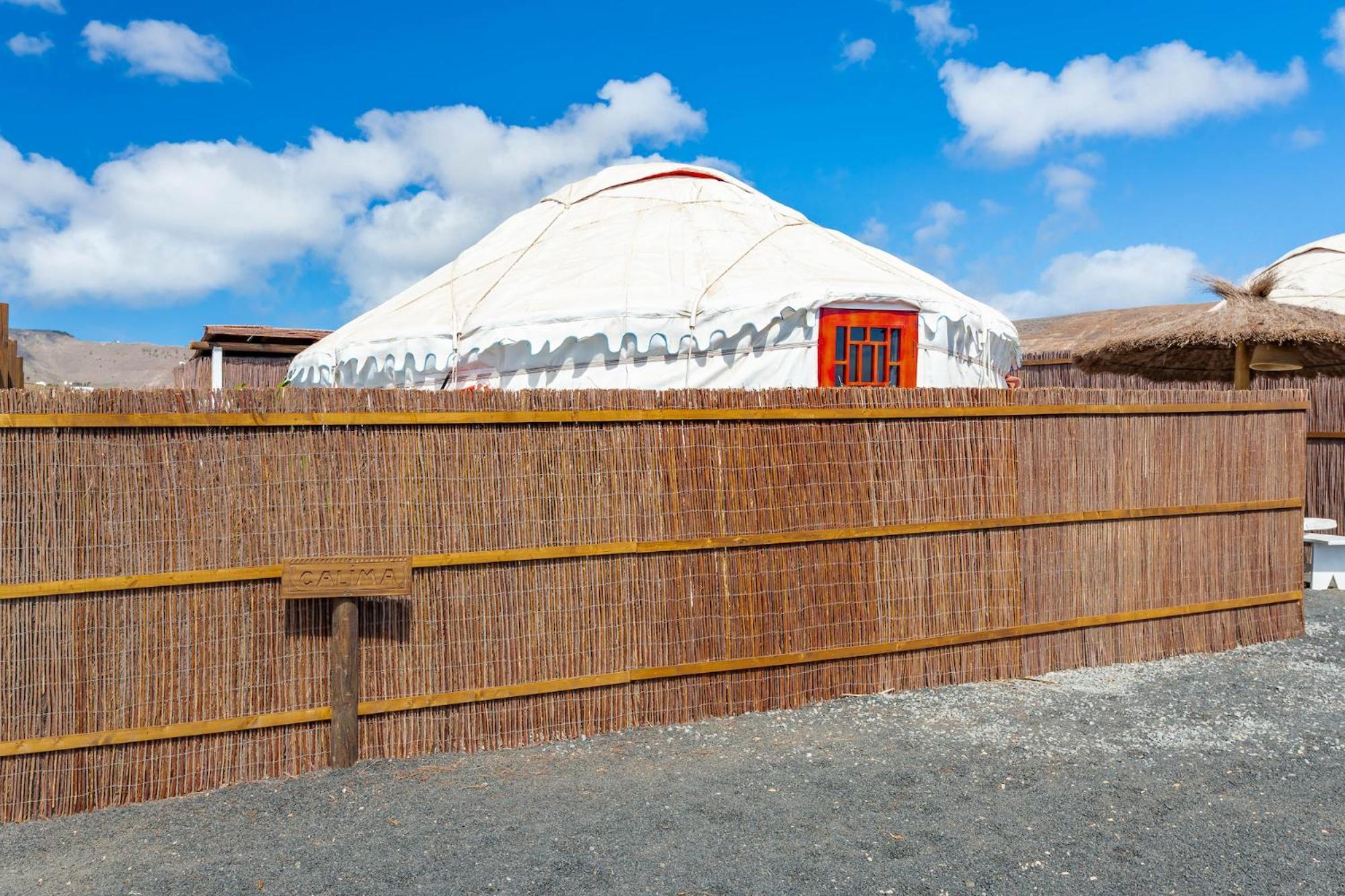 Finca De Arrieta Village - Yurts And Stone Cottages - Shared Pool - Walking Distance To Arrieta Beach - Eco Friendly Tabayesco Exteriör bild