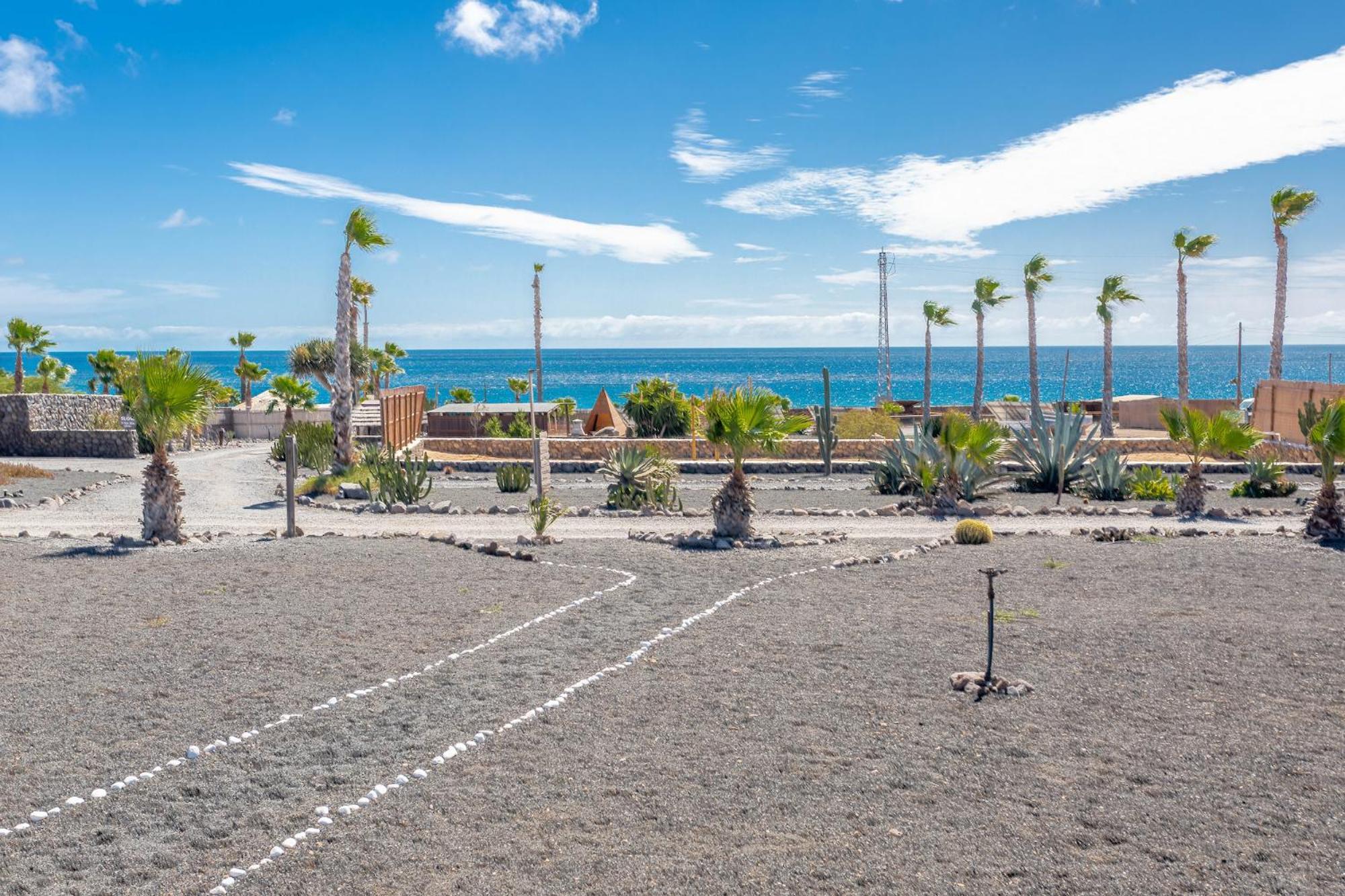 Finca De Arrieta Village - Yurts And Stone Cottages - Shared Pool - Walking Distance To Arrieta Beach - Eco Friendly Tabayesco Exteriör bild