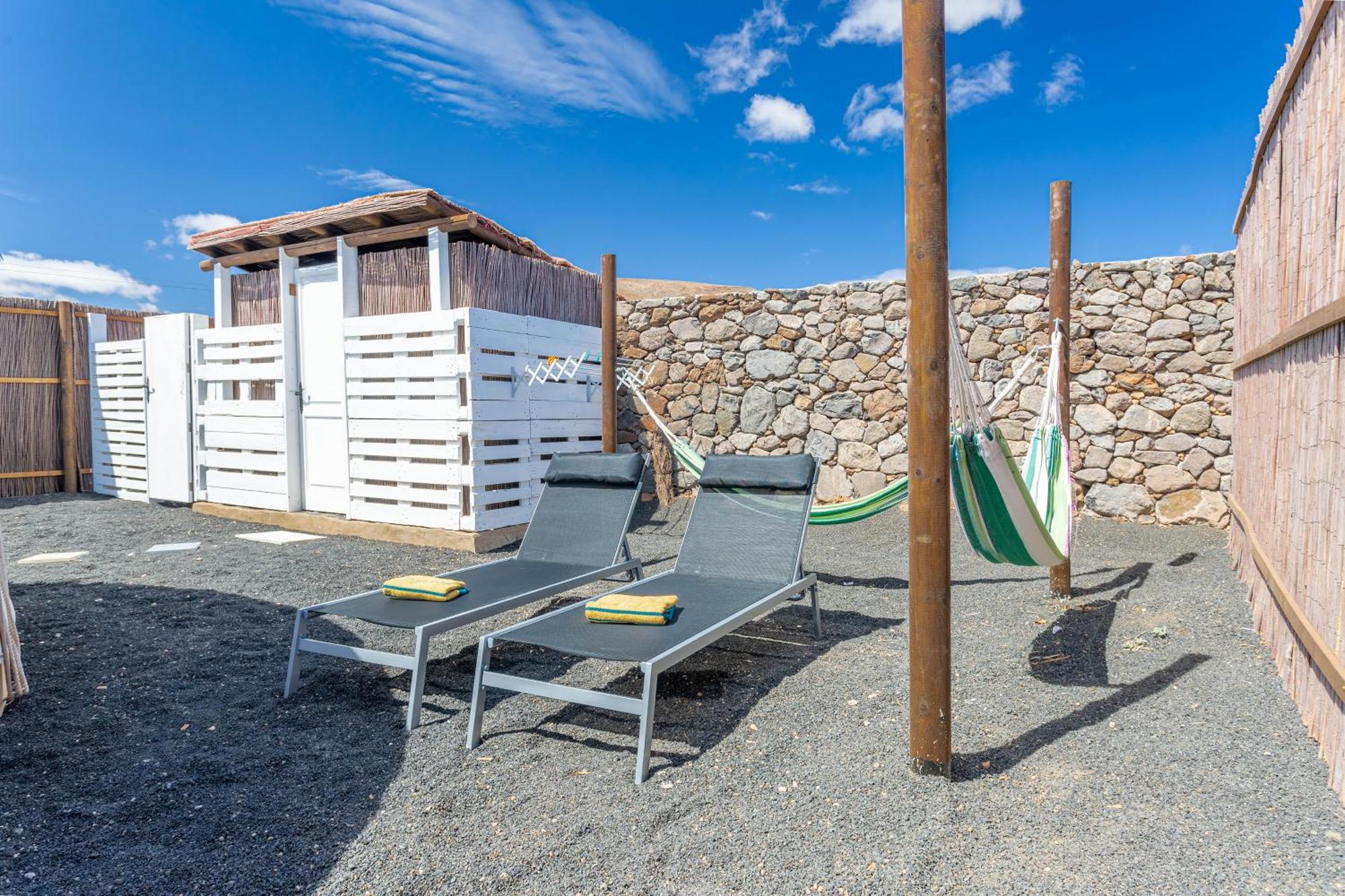 Finca De Arrieta Village - Yurts And Stone Cottages - Shared Pool - Walking Distance To Arrieta Beach - Eco Friendly Tabayesco Exteriör bild