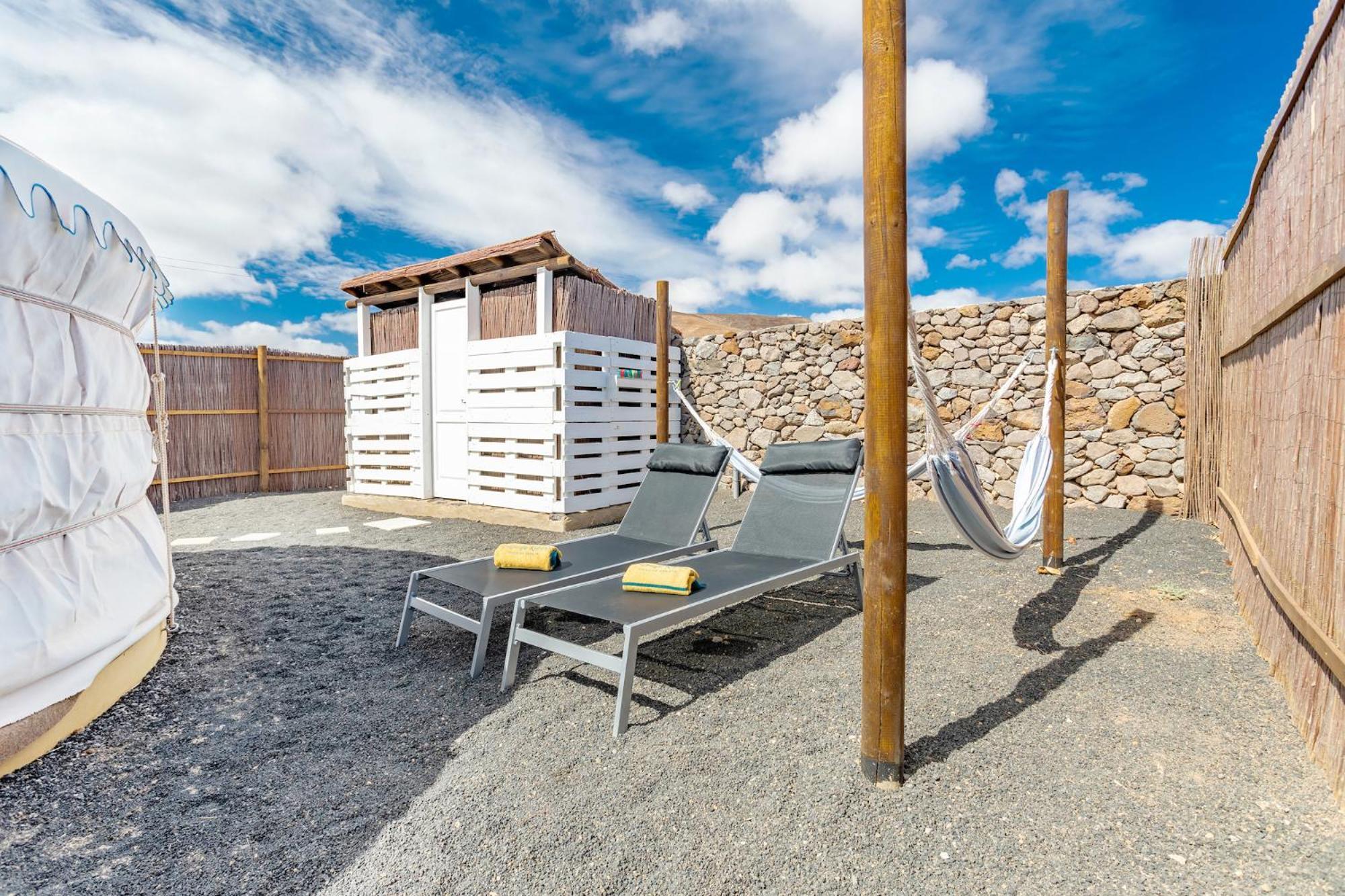 Finca De Arrieta Village - Yurts And Stone Cottages - Shared Pool - Walking Distance To Arrieta Beach - Eco Friendly Tabayesco Exteriör bild