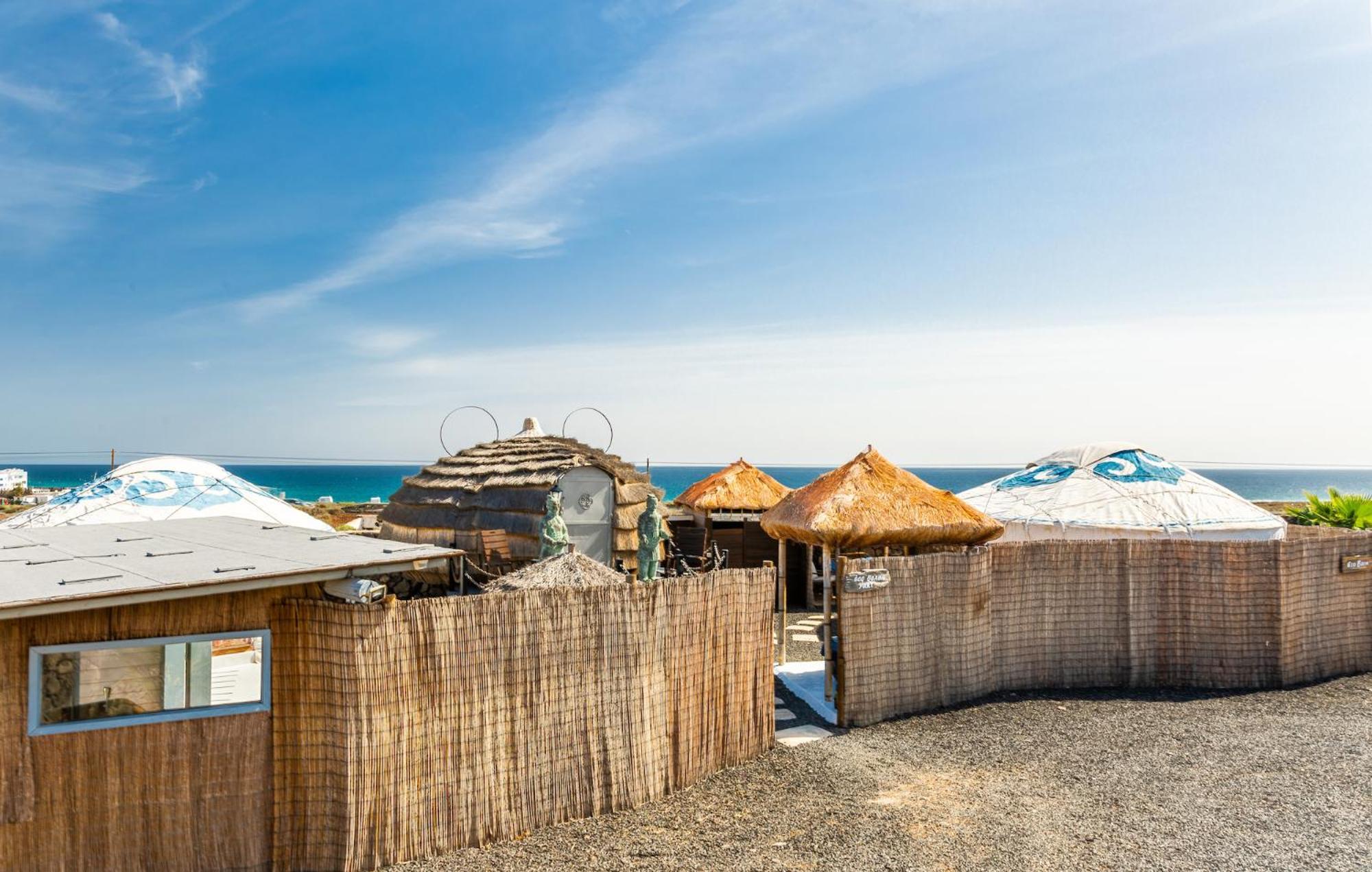 Finca De Arrieta Village - Yurts And Stone Cottages - Shared Pool - Walking Distance To Arrieta Beach - Eco Friendly Tabayesco Exteriör bild