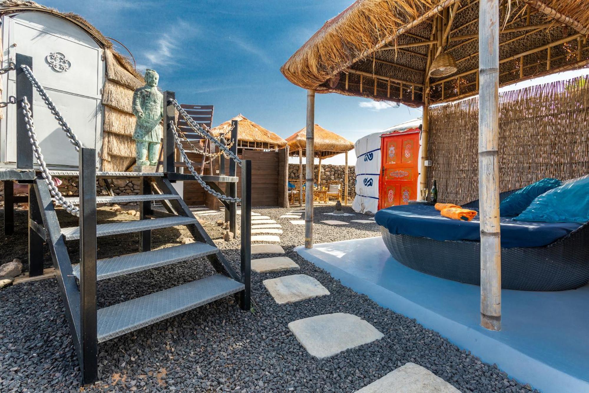 Finca De Arrieta Village - Yurts And Stone Cottages - Shared Pool - Walking Distance To Arrieta Beach - Eco Friendly Tabayesco Exteriör bild