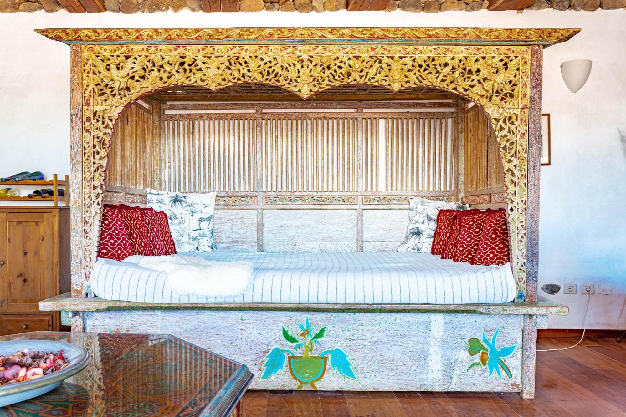 Finca De Arrieta Village - Yurts And Stone Cottages - Shared Pool - Walking Distance To Arrieta Beach - Eco Friendly Tabayesco Exteriör bild